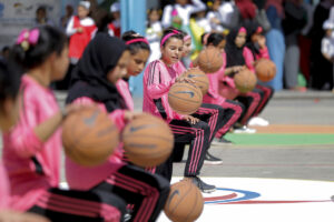 DeepWater-basketball-training-academy-girls-team-dribble